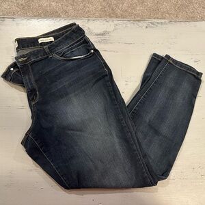 Jessica Simpson Forever Rolled Ankle Jeans 20W
